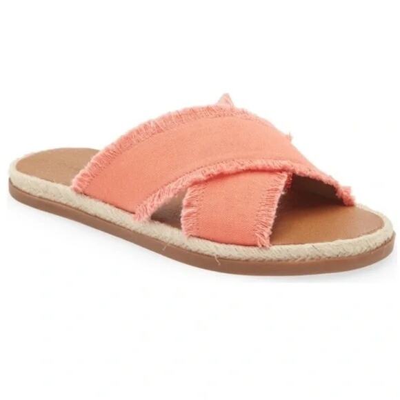 Caslon Shoes - CASLON New $60 Paxton Canvas Slide Sandals in Melon or Coral Size 9M